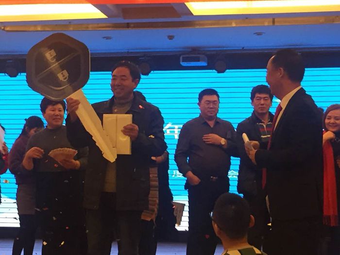 麻豆免费网站AV国产91精品一区二区麻豆亚洲代理商抽到商务面包车及ipads